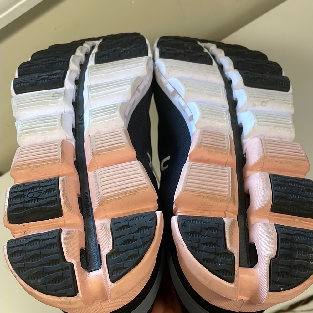 ON Women Cloudflow - Rock Rose - Picture 6 of 9